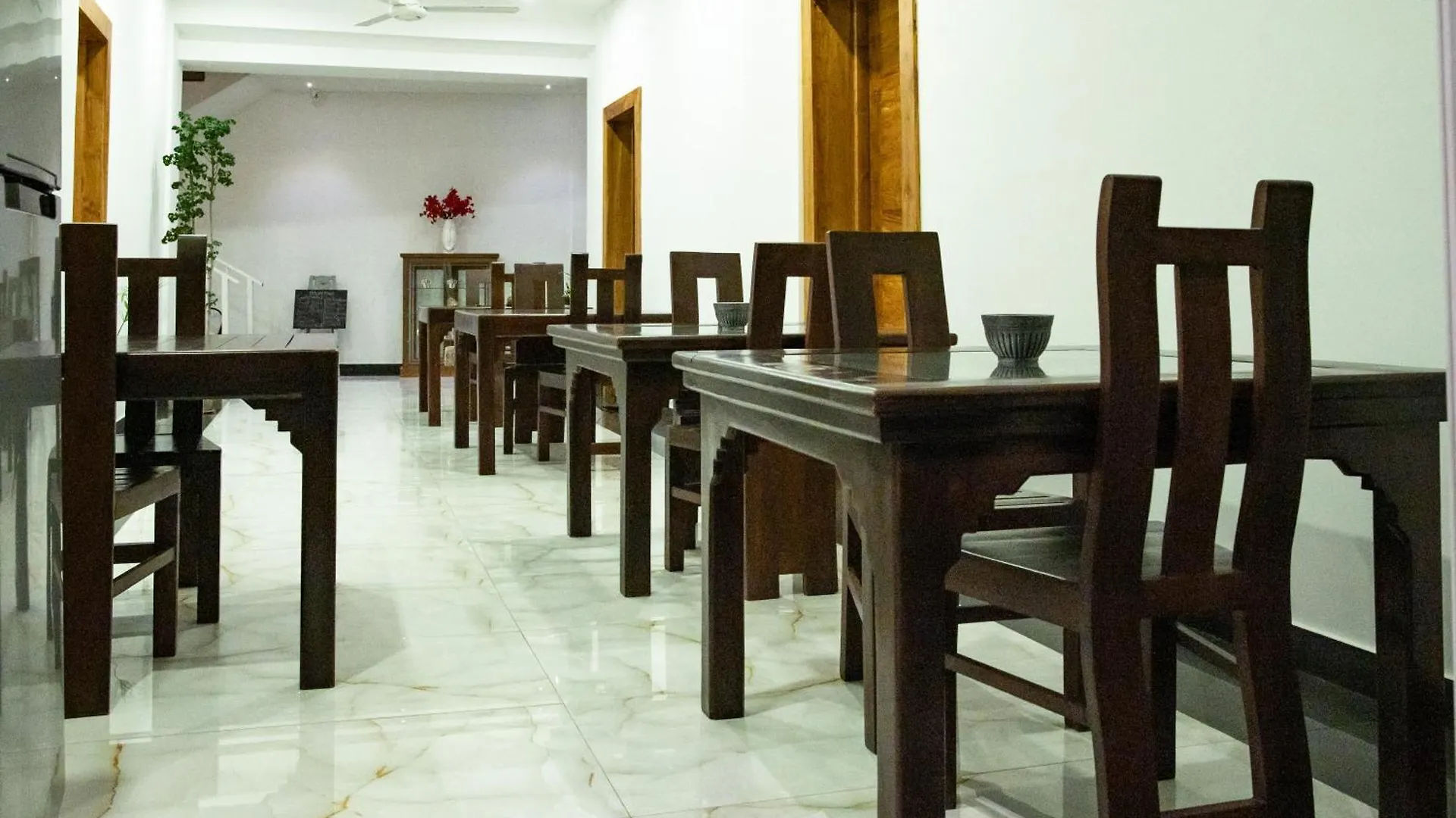 Marine @ 118 Beach Hostel - Negombo