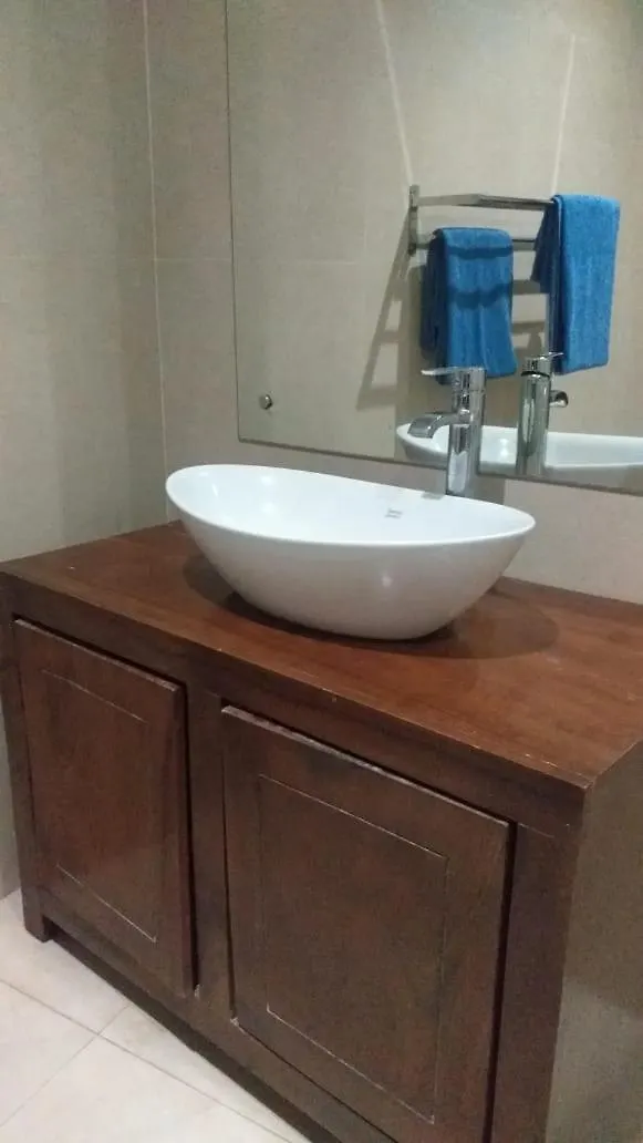 Marine Beach Hostel At Negombo Beach Near Airport Srí Lanka