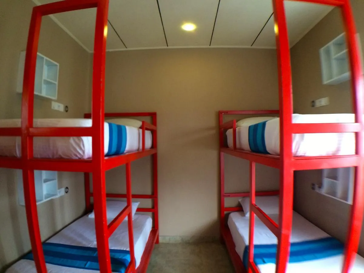 Marine Beach Hostel At Negombo Beach Near Airport 0*,  Srí Lanka